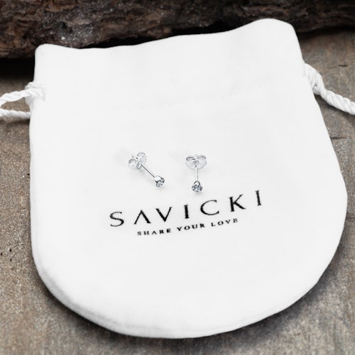 Kolczyki Savicki: białe złoto, diamenty